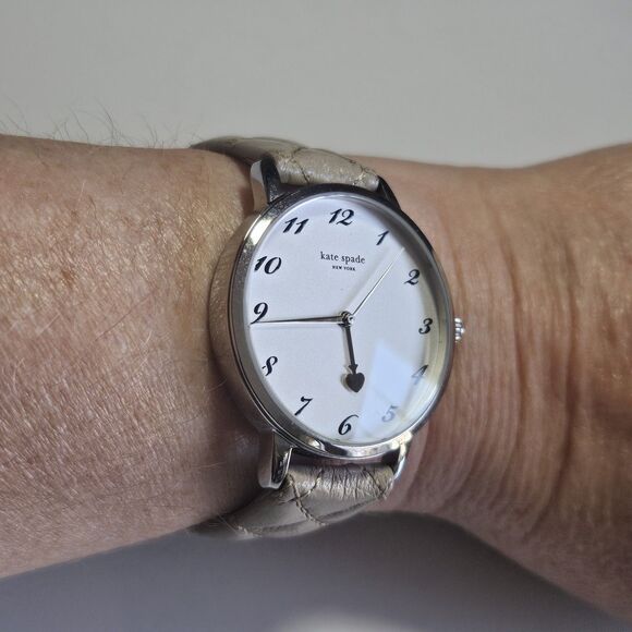 *Sale* Kate Spade 1YRU0784 Silver Dial Leather Strap Watch Needs New Battery main image 11
